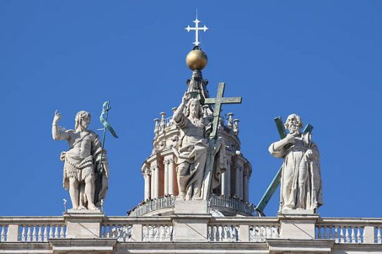 Rönesans Döneminde Katolik Kilisesi'nin Sanat Üzerindeki Etkisi